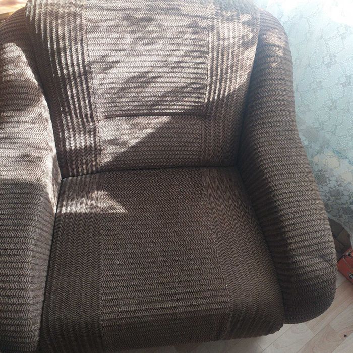 Sofa +fotel stan idealny