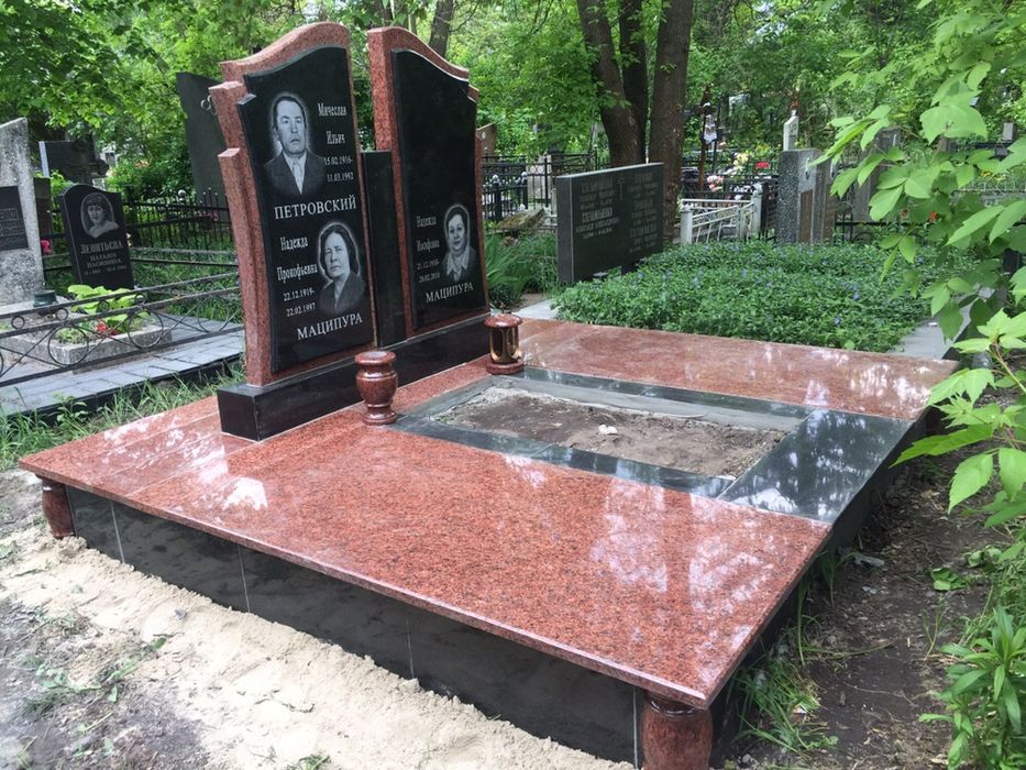 Памятники ,плитка