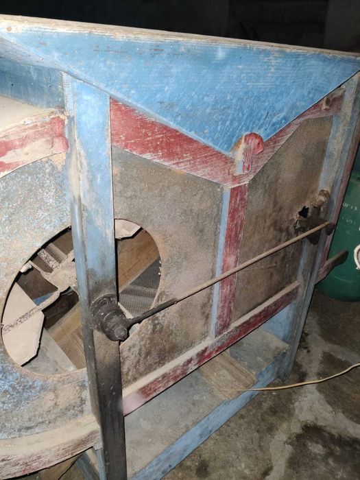 Limpador de milho elétrico