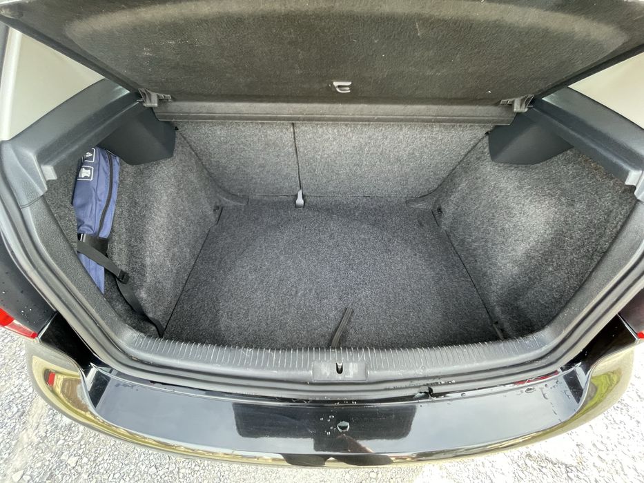 Гольф 2011 1.4 атмосферний