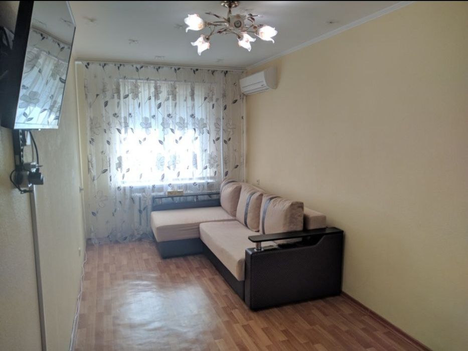 Продам 2 ком квартиру на Марсельской
