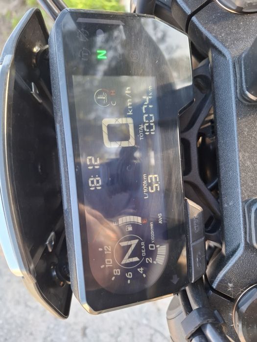 Honda cb650r modelo 2021