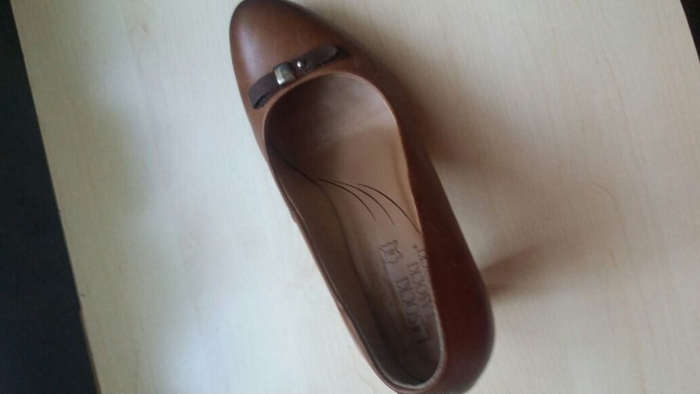 Czolenka skorzane Lasocki. Komfort.