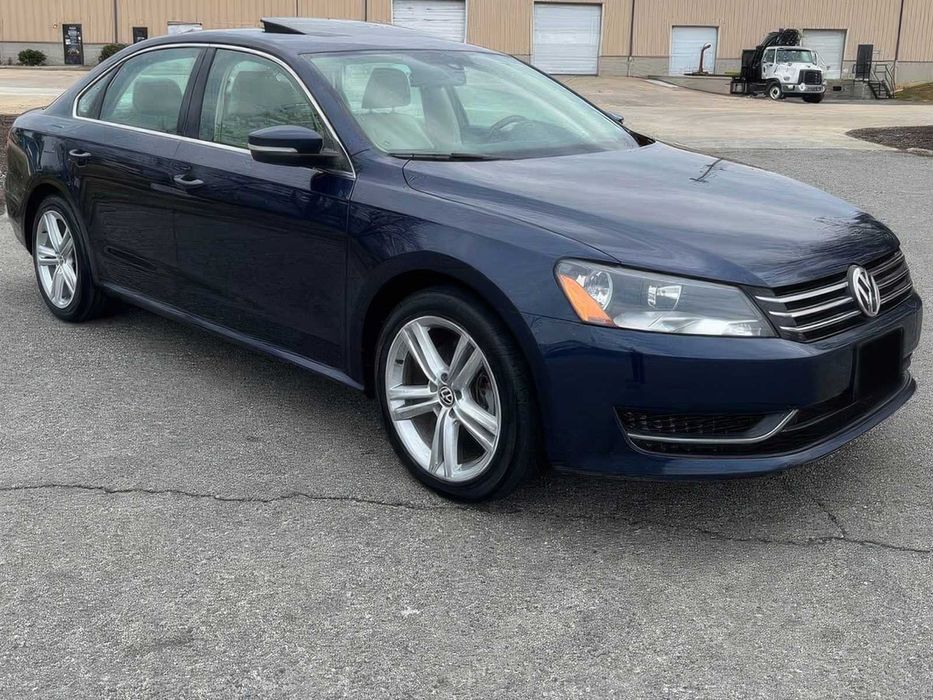Volkswagen Passat SEL Premium      2014