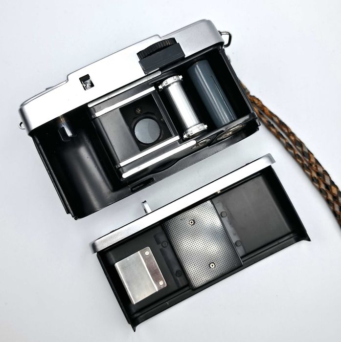 Плівкова камера Olympus Pen-EE