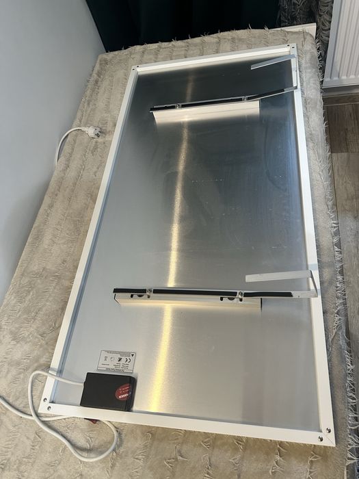 Ścienny panel grzewczy na podczerwień