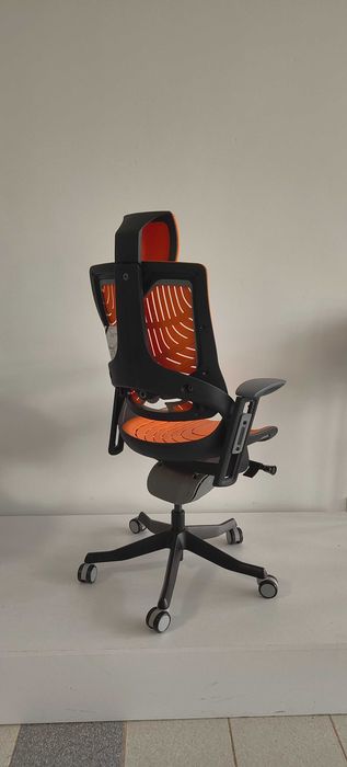 Fotel biurowy, ergonomiczny, regulowany, krzesło do biura, biurka WAU 2 ELASTOMER | WYPRZEDAŻ EKSPOZYCJI