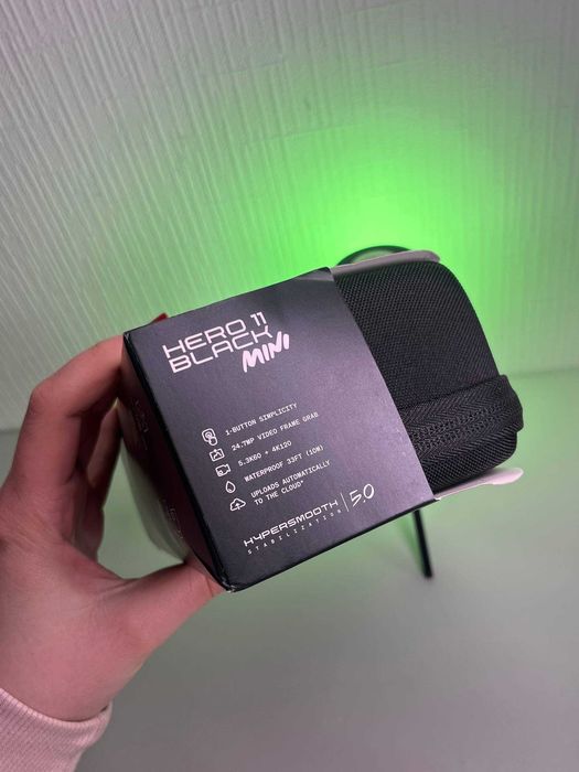 Екшн-камера GoPro Hero 11 mini запакована
