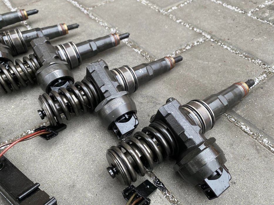 Форсунка Насос 2.5 tdi Volkswagen T5 07Z130073F 0414720210