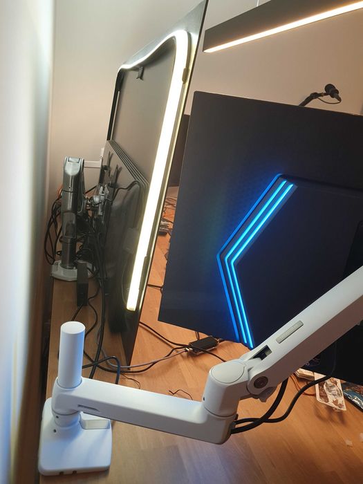 Монитор LG UltraGear 32GQ85X-B 240-260 Гц Nano IPS 2560x1440 G-Sync