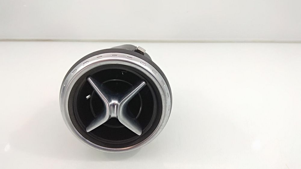 Grelha Arejadora Mercedes-Benz Clase