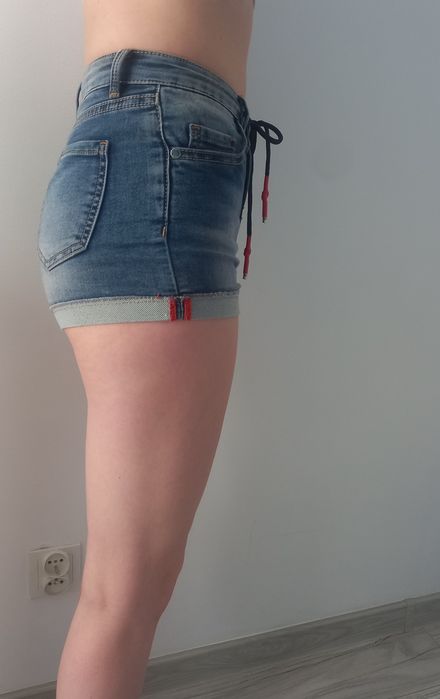 Szorty, spodenki jeansowe