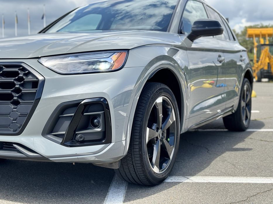 Продам Audi sq 5 2020 пробег 84 тыс км не бита не крашена 3.0 бензин