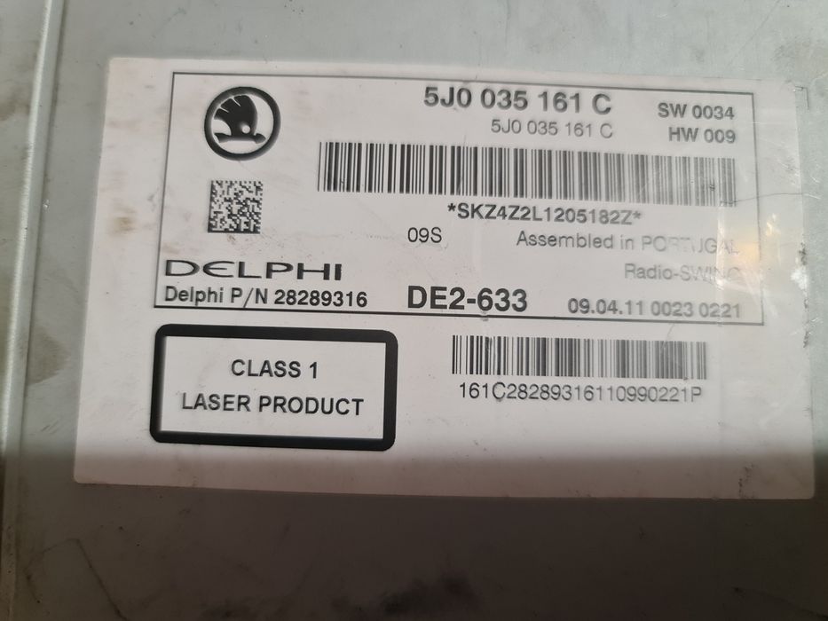 Продам автомагнітолу оригінал VAG