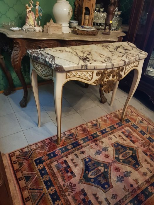 Bonita credencia Luis xv