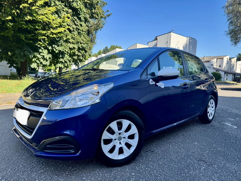 Peugeot 208 like 1.2 puretech  versao LIKE