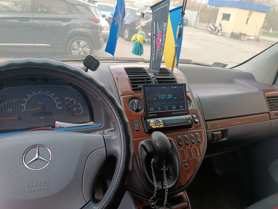 Продам Мерседес вито