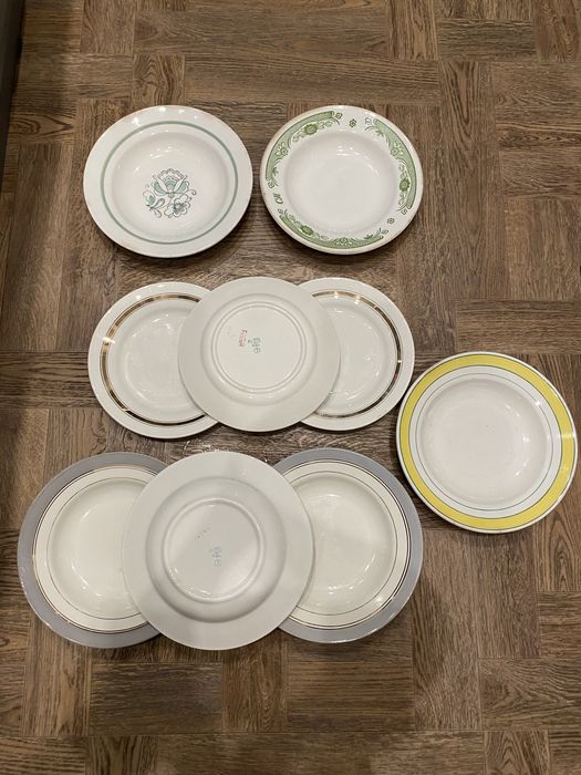 Великі глибокі тарілки Буди