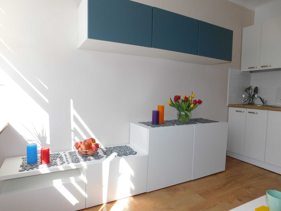 Poniatowskiego przy AWF, umeblowana, CO miejskie, parking pod blokiem