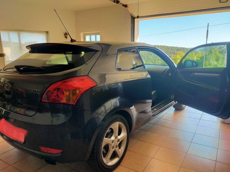 Kia Ceed S Coupé 1.6 CRDi EX 115cv | Nacional | 1 Proprietário