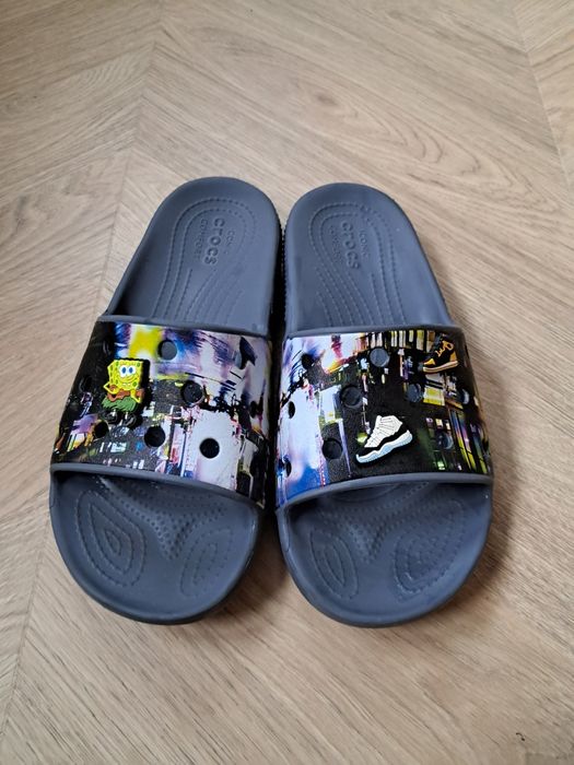 Klapki crocs 39/40 meta scape z przypinkami basenowe letnie