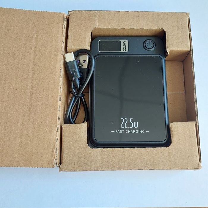 Павербанк 10000 22,5w MagSafe Fast Charging