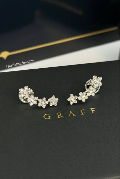 Золоті Сережки в стилі GRAFF  Колекція Pavé Butterfly з діамантами