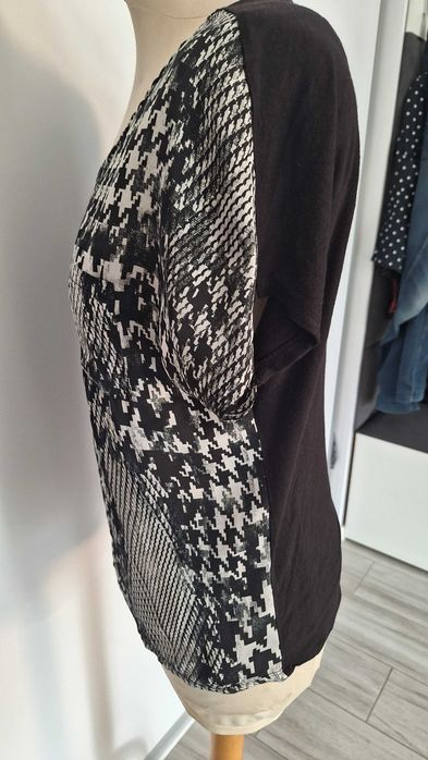 bluzka w roz46 biust 110 cm / biodra112 cm dł 65 cm  kieszonka