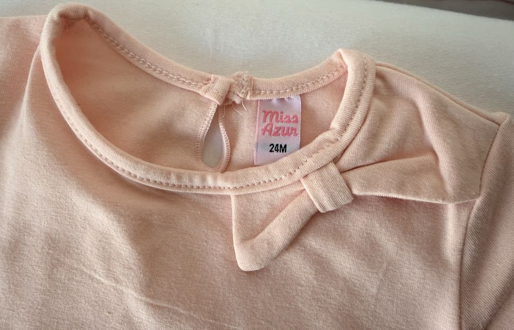 Camisola de manga comprida em tom rosa suave