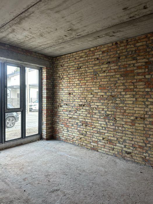 Пропонуємо до продажу  Побудований Будинок в Соснівці зі Своєю Терасою