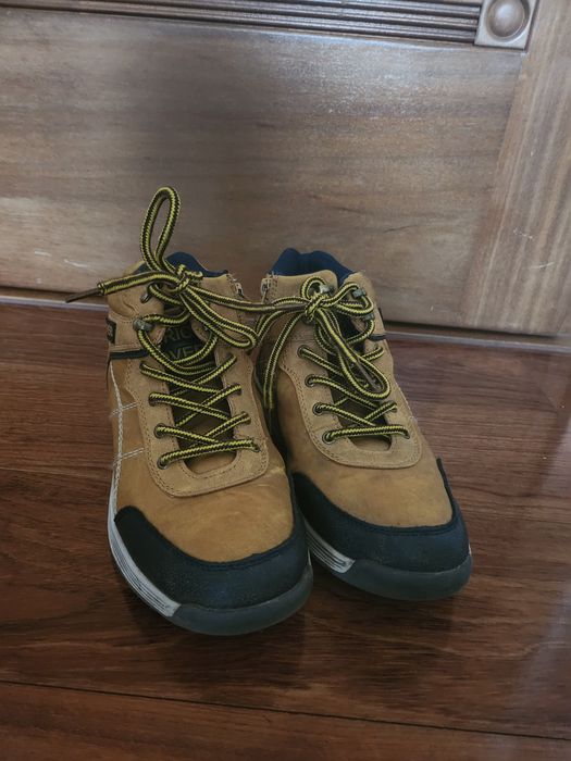 Buty dla chłopca jesień r 34