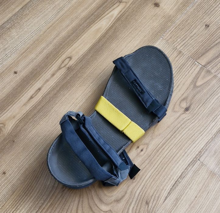 Sandały Forclaz minimalistyczne
