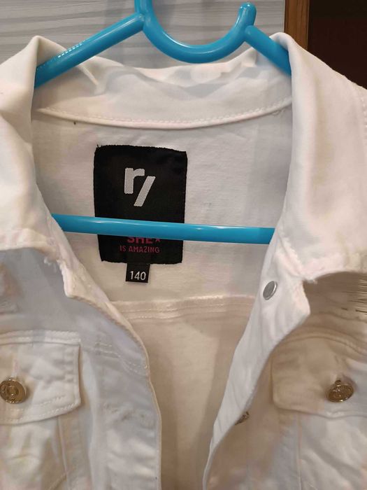 Katana dla dziewczynki roz.140