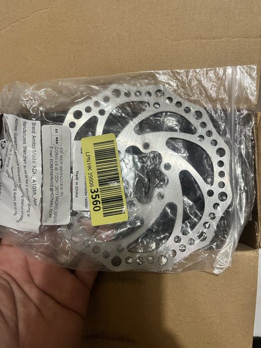 Cercado para animal e Roda de Trotinete