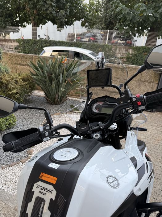 Benelli TRK 502X