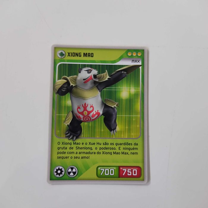 Cartas colecionáveis Invizimals conjunto