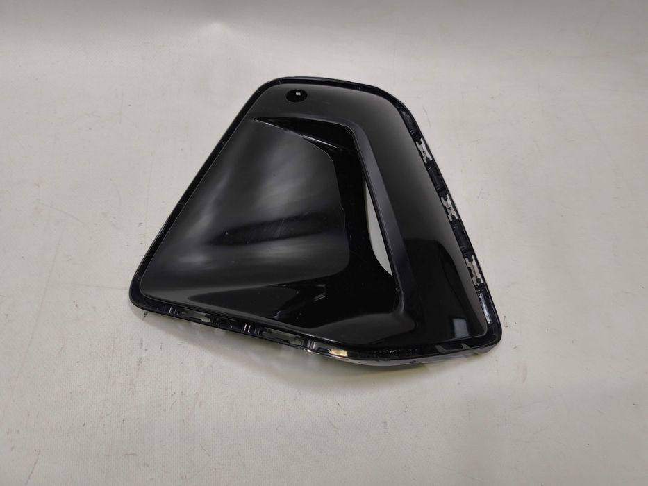 Kratka zderzak lewa BMW 5  G60 G61 M pakiet oryginał czarna