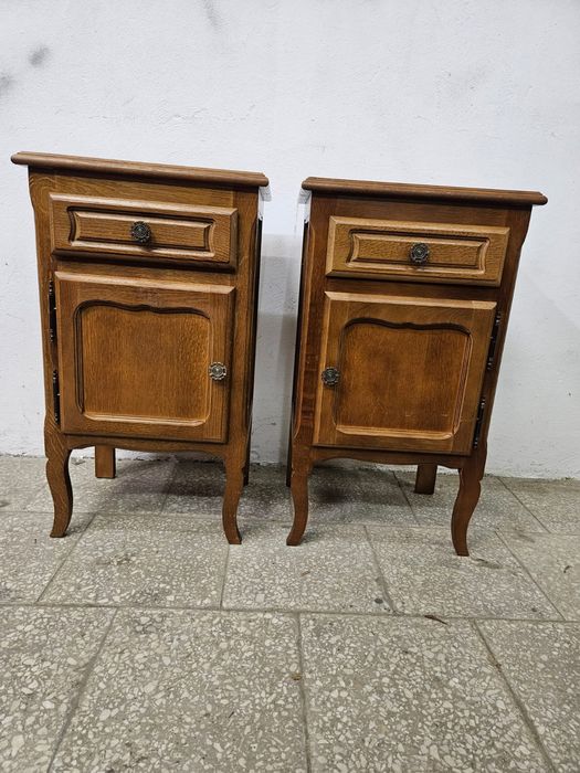 Dwie ludwikowskie szafki nocne nakastliki wysokie