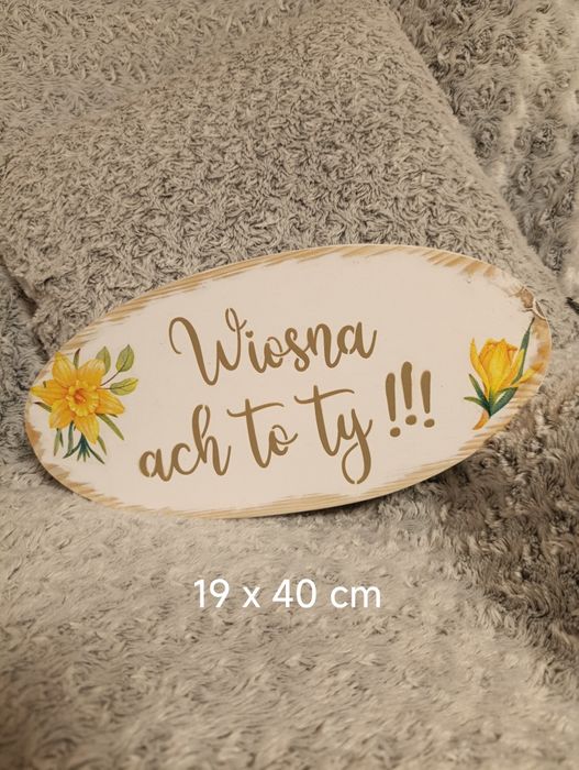 Ozdobne wiosenne tabliczki - rekwizyt foto