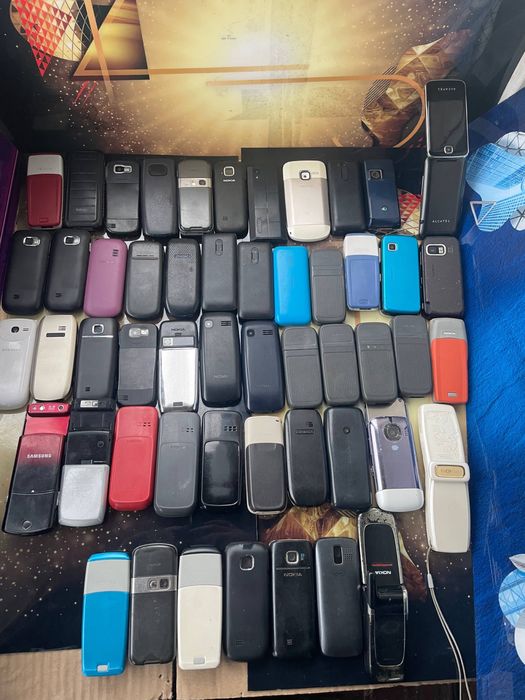 Кнопкові телефони Nokia Лот