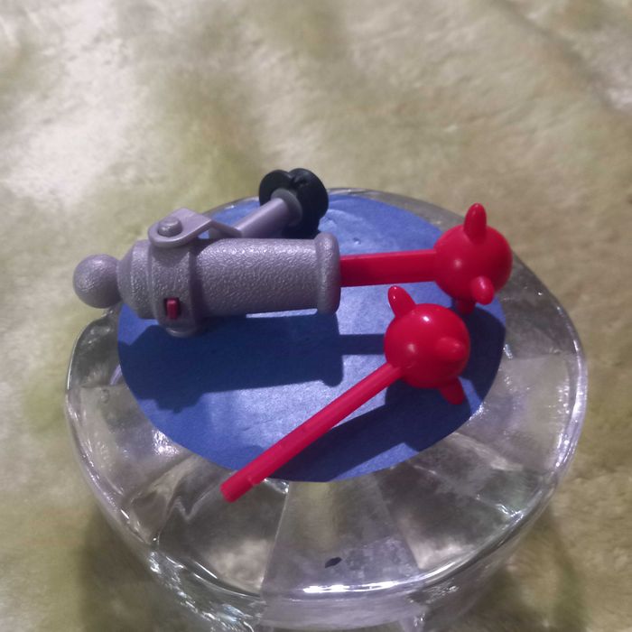 Brinquedo 2 projécteis da Imaginext e canhão