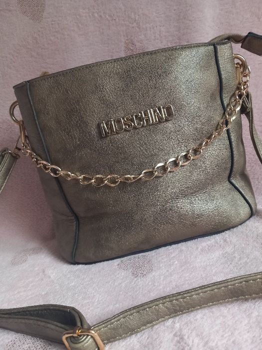 Moschino niewielka torebka na ramię