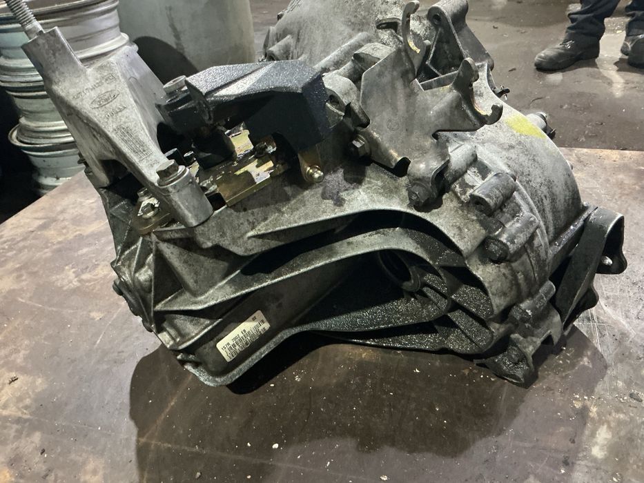 CAIXA DE VELOCIDADE FORD FIESTA V/ MONDEO 1SR 7002 EB