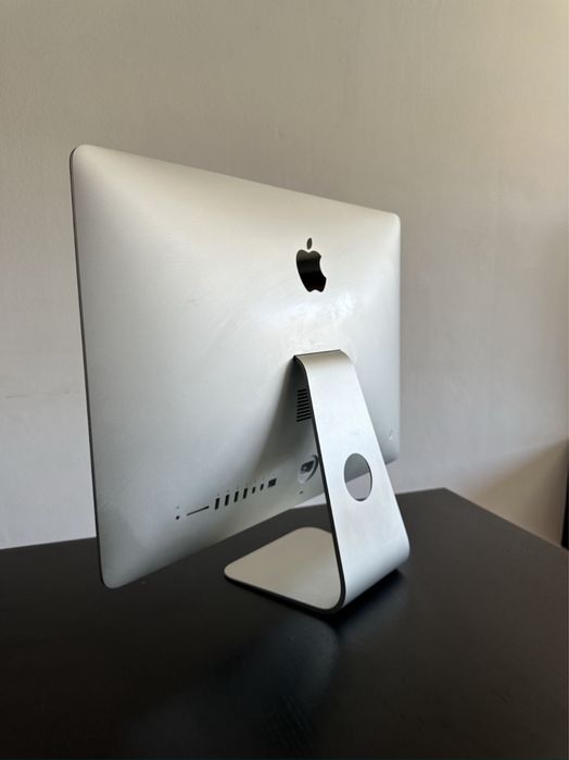 Avariado Apple iMac 4K de 21.5 polegadas - Modelo Final de 2015