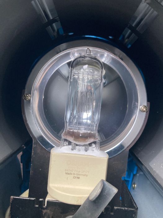 Постійне студійне світло з лінзою Френеля. 1000w