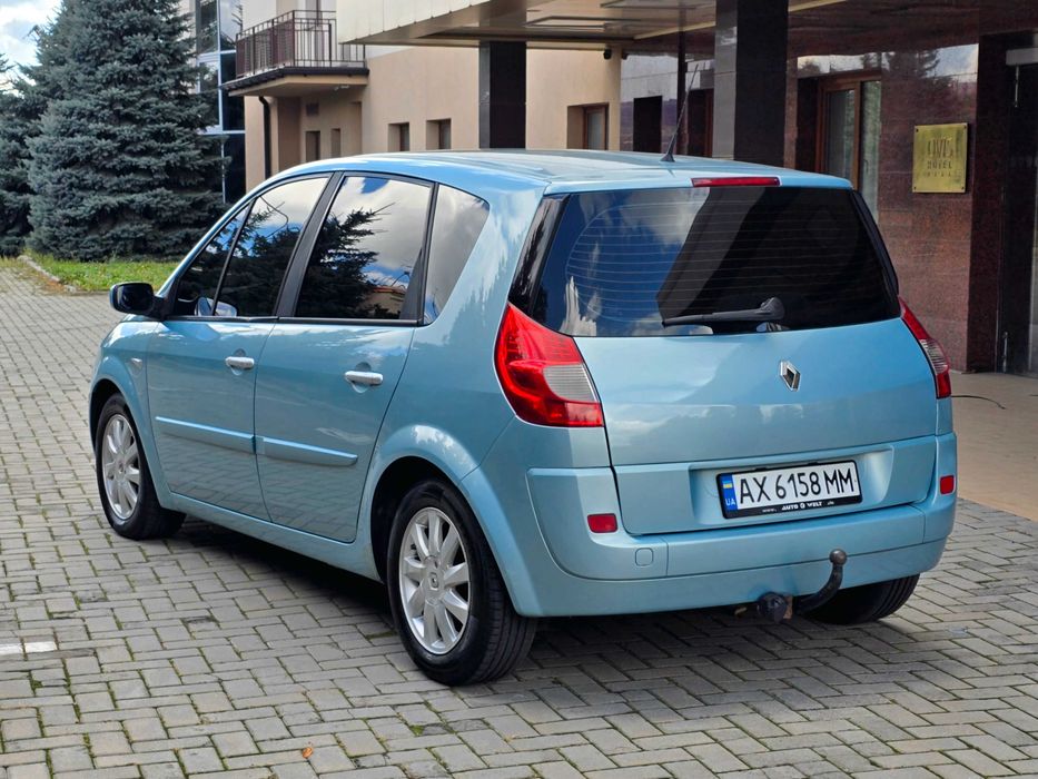 Renault Scenic 2006г.в. 1.6 бензин, механика