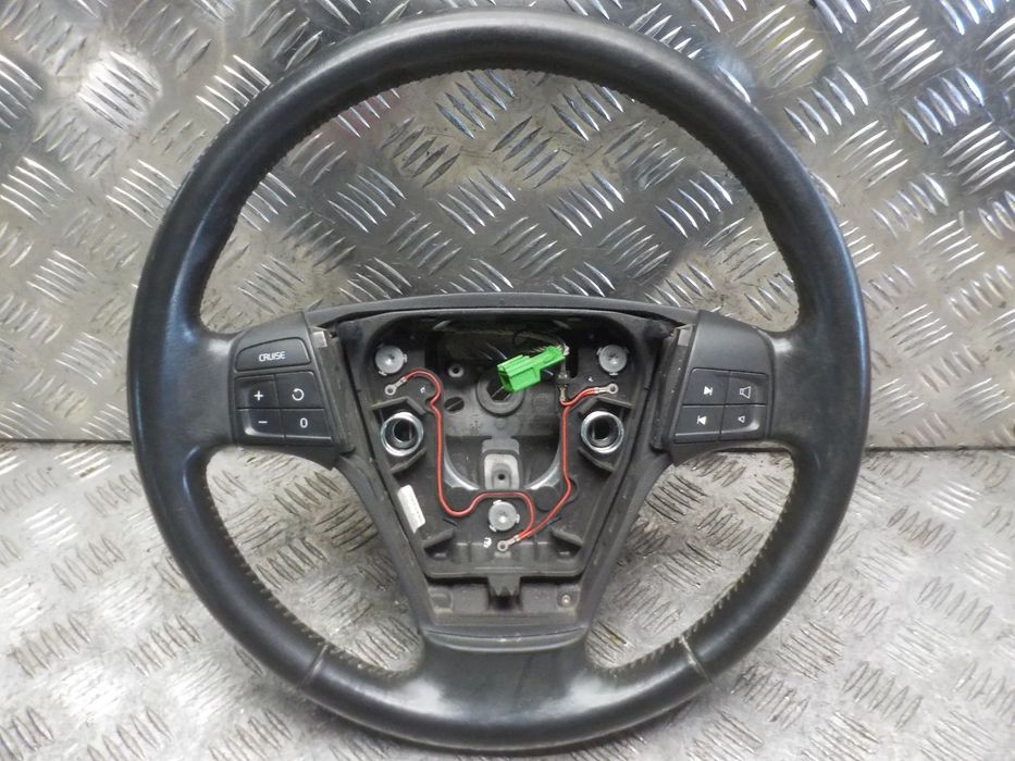 VOLVO C30 KIEROWNICA MULTIFUNKCJA