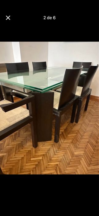 Mesa de jantar com 6 cadeiras