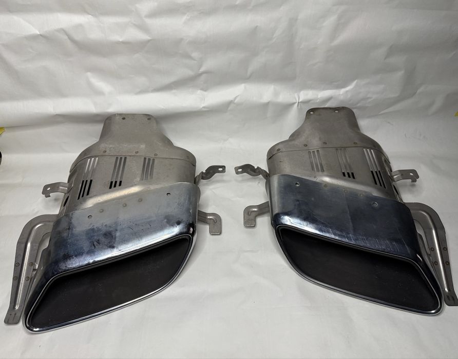 Volvo V90 / S90 права та ліва насадка глушника T5 T6 оригінал