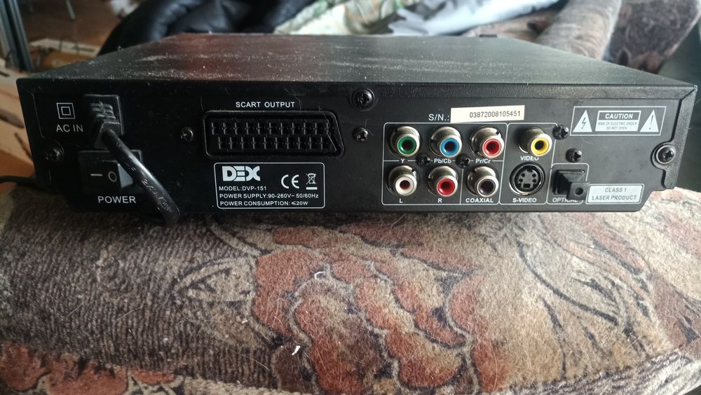 dvd 3~шт.,(хорошей фирмы),рабочие,пульты тоже есть.